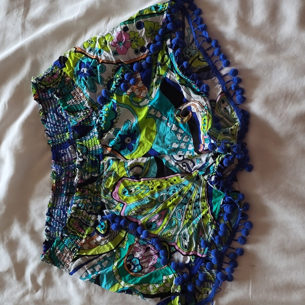 Trina Turk, Summer Swim Shorts Cover Up with pom poms, Size Small